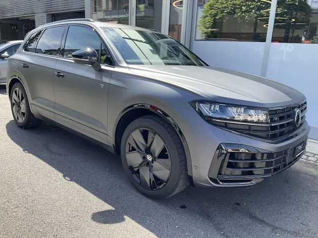 VW Touareg 3.0 TSI eHYBRID 462 PS 4MOTION R *** SILIZIUMGRAU MATT & 5 JAHRE VW WERSGARANTIE ***