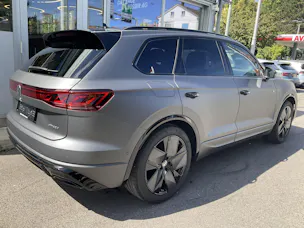VW Touareg 3.0 TSI eHYBRID 462 PS 4MOTION R *** SILIZIUMGRAU MATT & 5 JAHRE VW WERSGARANTIE ***
