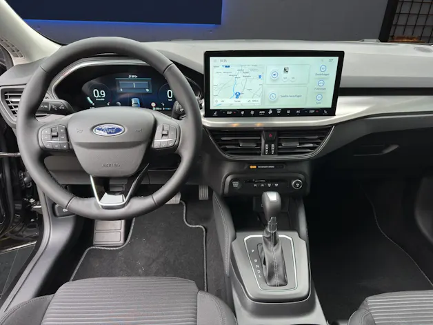 Ford Focus Kombi 1.0i EcoBoost Hybrid 155 PS Titanium X AUTOMAT