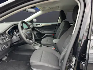 Ford Focus Kombi 1.0i EcoBoost Hybrid 155 PS Titanium X AUTOMAT
