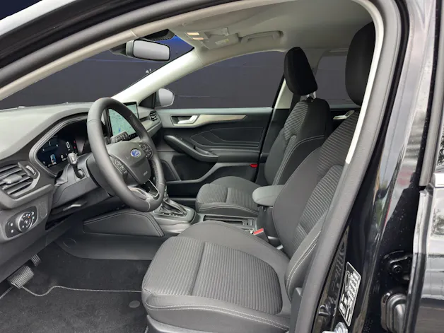 Ford Focus Kombi 1.0i EcoBoost Hybrid 155 PS Titanium X AUTOMAT