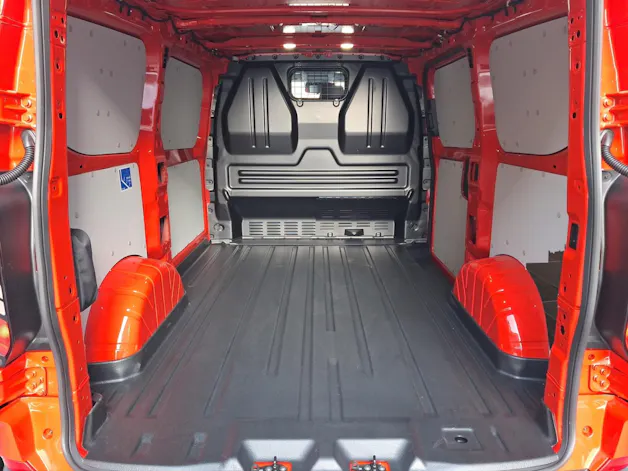 Ford Transit Custom Van 300 L1 2.0 EcoBlue 136 PS Trend