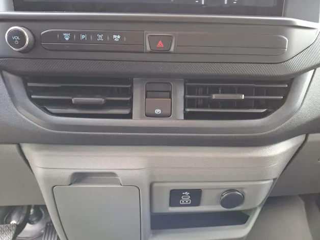 Ford Transit Custom Van 300 L1 2.0 EcoBlue 136 PS Trend
