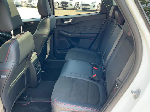 Ford Kuga 2.0 EcoBlue DIESEL 120 PS ST-Line X 4x4 AUTOMAT