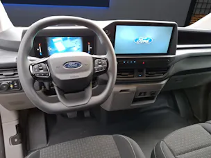Ford E-Transit Custom Van 320 L1 218 PS Trend (bis 150km/h)