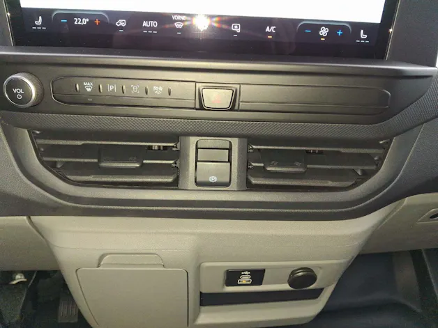 Ford E-Transit Custom Van 320 L1 218 PS Trend (bis 150km/h)