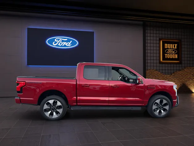 Ford F-Pickup F-150 LIGHTNING EXTENDED RANGE BATTERY SUPER-CREW PLATINUM 4x4
