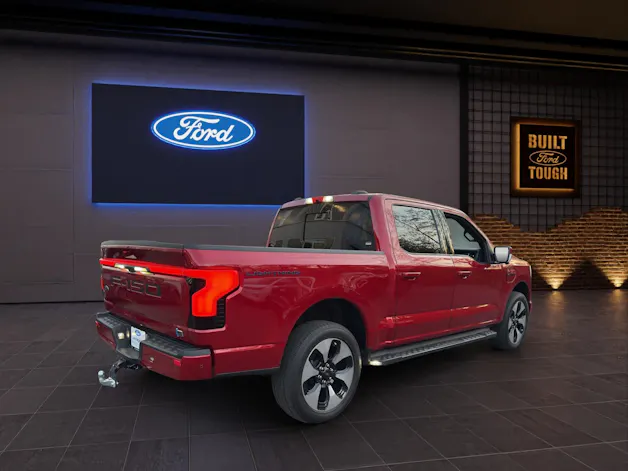 Ford F-Pickup F-150 LIGHTNING EXTENDED RANGE BATTERY SUPER-CREW PLATINUM 4x4