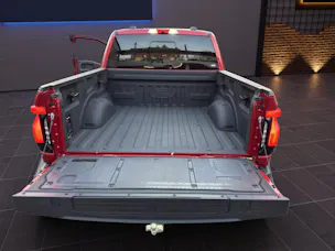 Ford F-Pickup F-150 LIGHTNING EXTENDED RANGE BATTERY SUPER-CREW PLATINUM 4x4