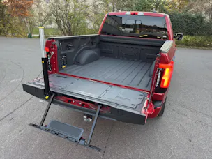 Ford F-Pickup F-150 LIGHTNING EXTENDED RANGE BATTERY SUPER-CREW PLATINUM 4x4