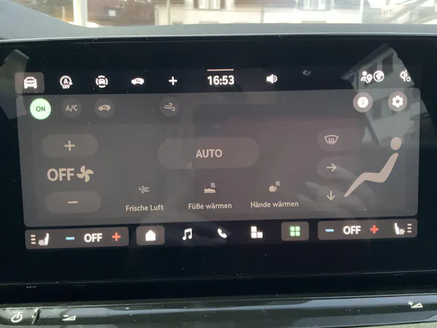 Škoda Octavia Combi 1.5 TSI mHEV 110 kW Selection *** ANHÄNGERKUPPLUNG & PANORAMADACH ***