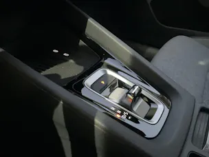 Škoda Octavia Combi 1.5 TSI mHEV 110 kW Selection *** ANHÄNGERKUPPLUNG & PANORAMADACH ***