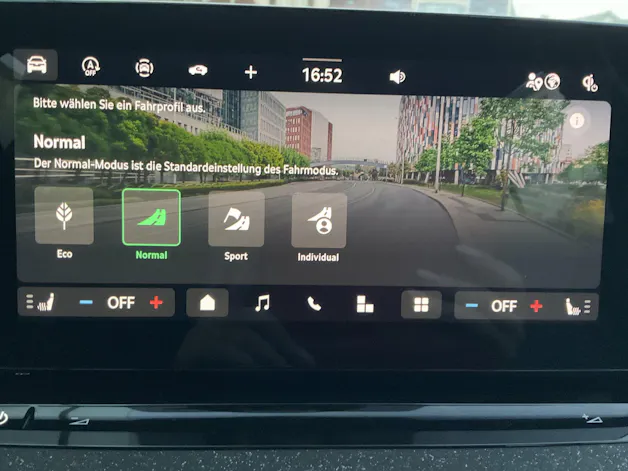 Škoda Octavia Combi 1.5 TSI mHEV 110 kW Selection *** ANHÄNGERKUPPLUNG & PANORAMADACH ***