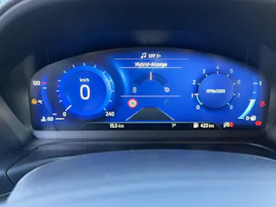 Ford Puma 1.0i EcoBoost Hybrid 125 PS ST-Line X "VIVID RUBY EDITION"