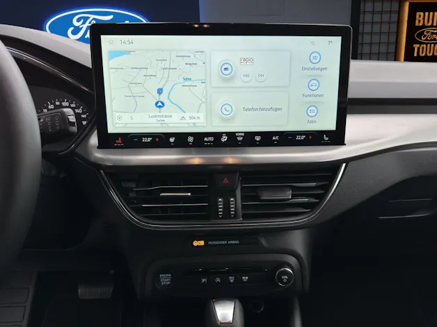 Ford Focus Kombi 1.0i EcoBoost Hybrid 155 PS Titanium AUTOMAT