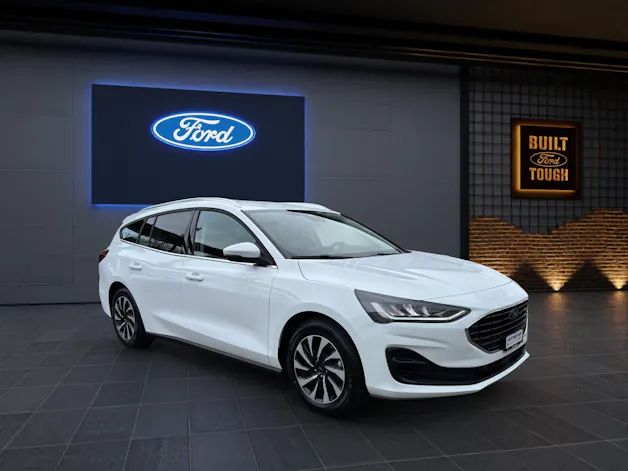 Ford Focus Kombi 1.0i EcoBoost Hybrid 155 PS Titanium AUTOMAT