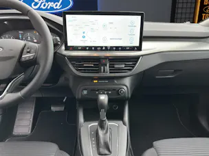 Ford Focus Kombi 1.0i EcoBoost Hybrid 155 PS Titanium AUTOMAT
