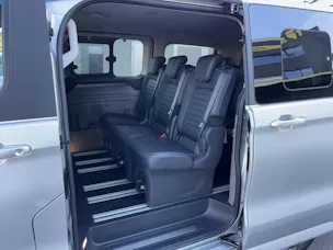 Ford Tourneo Custom Bus 320 L1 2.0 EcoBlue 136 PS Titanium AUTOMAT