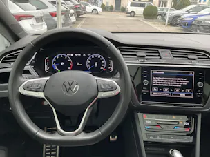 VW Touran 1.5 TSI DSG HIGHLINE R-LINE *** PANORAMAGLASDACH ***
