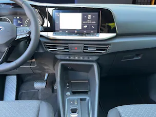 FORD TOURNEO Connect 2.0 EcoBlue 122 PS Titanium AUTOMAT
