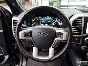 Ford F-Pickup F-150 3.0-V6 POWER STROKE DIESEL PLATINUM SUPER-CREW AUTOMAT 4x4