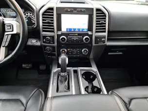 Ford F-Pickup F-150 3.0-V6 POWER STROKE DIESEL PLATINUM SUPER-CREW AUTOMAT 4x4