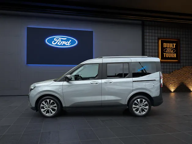 Ford TOURNEO COURIERier 1.0i EcoBoost 125 PS Titanium AUTOMAT