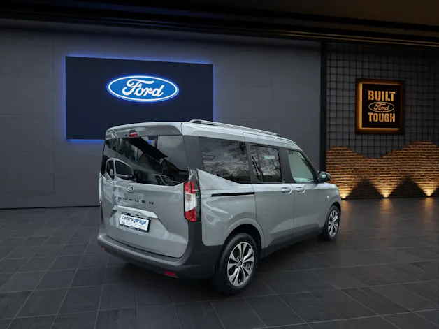 Ford TOURNEO COURIERier 1.0i EcoBoost 125 PS Titanium AUTOMAT