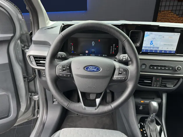 Ford TOURNEO COURIERier 1.0i EcoBoost 125 PS Titanium AUTOMAT