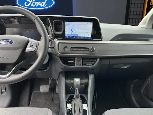 Ford TOURNEO COURIERier 1.0i EcoBoost 125 PS Titanium AUTOMAT