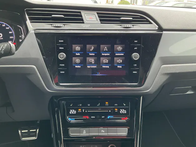 VW Touran 1.5 TSI DSG HIGHLINE R-LINE *** TOP AUSSTATTUNG ***