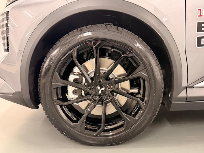 Vehicle image MITSUBISHI ECLIPSE CROSS