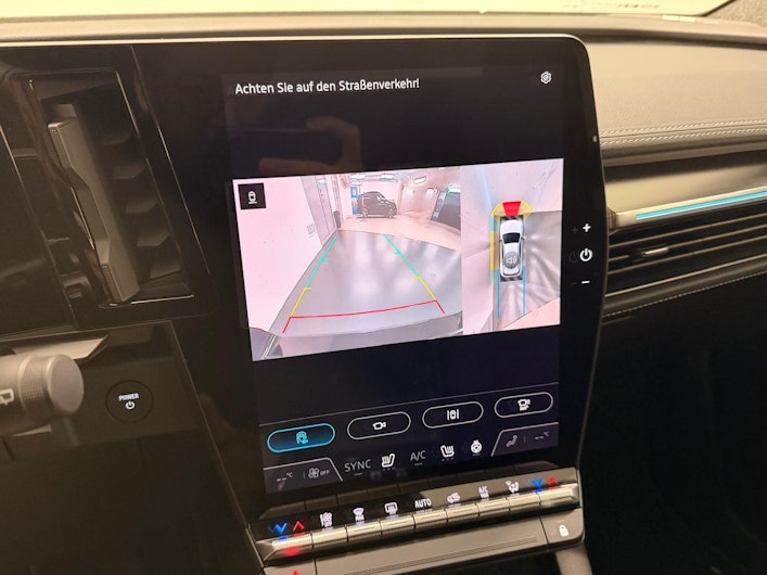 Vehicle image MITSUBISHI ECLIPSE CROSS