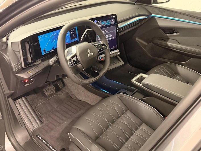 Vehicle image MITSUBISHI ECLIPSE CROSS