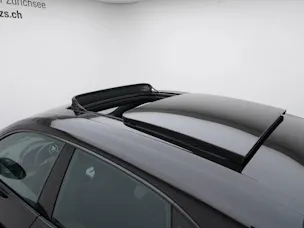 Porsche Macan 4