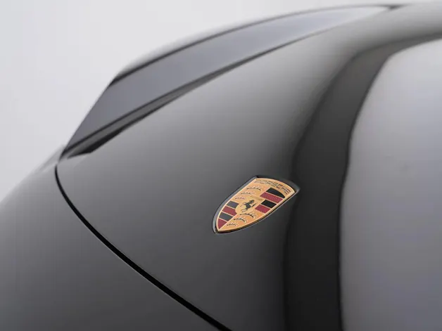 Porsche Macan 4