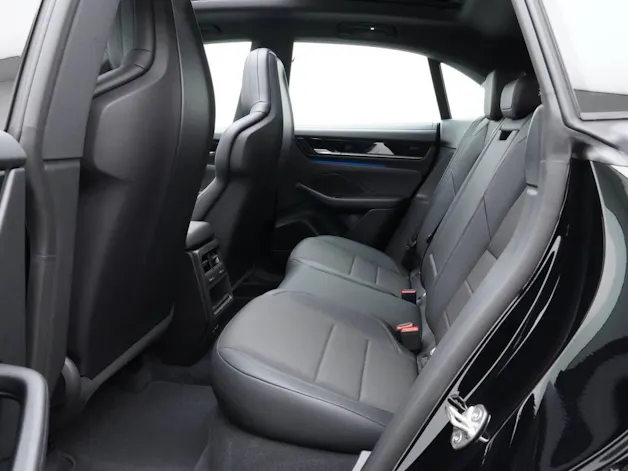 Porsche Macan 4