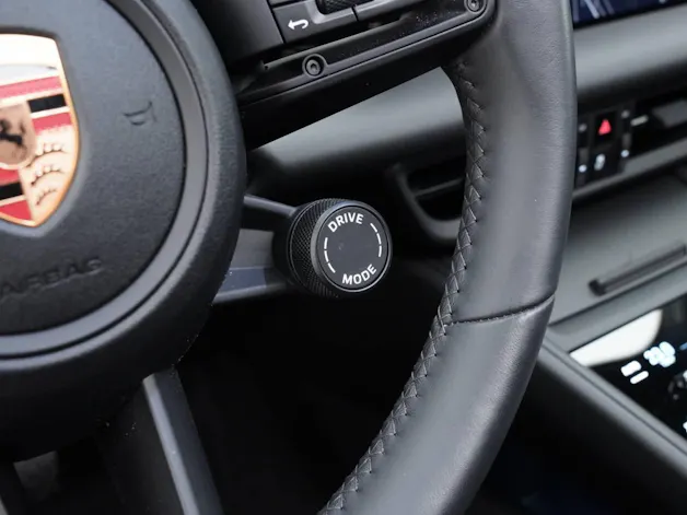 Porsche Macan 4