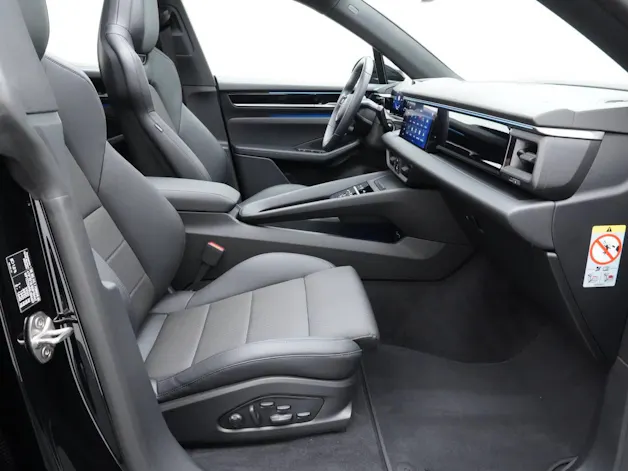 Porsche Macan 4