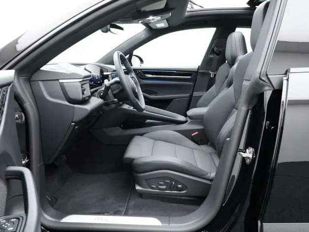 Porsche Macan 4