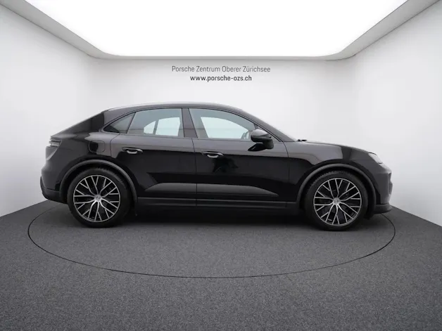 Porsche Macan 4