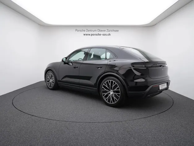 Porsche Macan 4