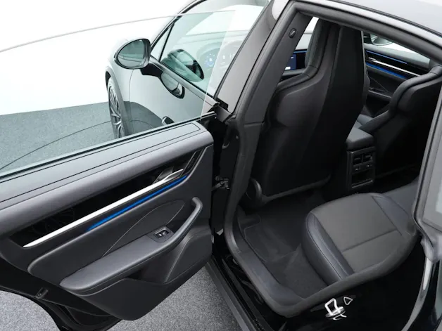 Porsche Macan 4