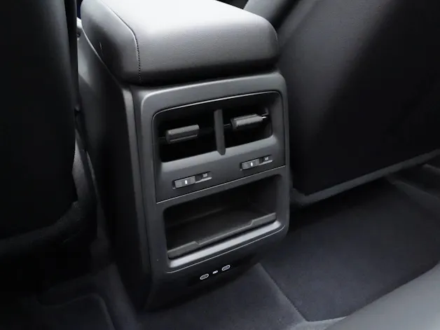 Porsche Macan 4