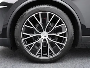 Porsche Macan 4