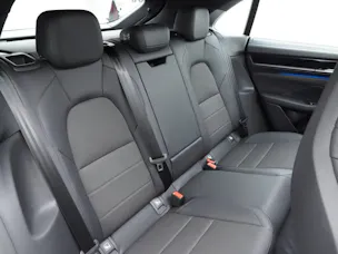 Porsche Macan 4