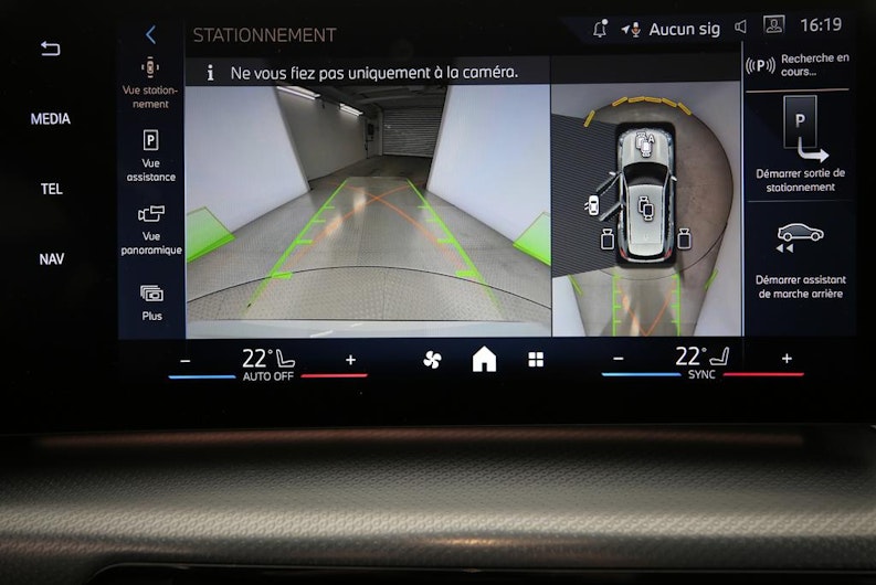 Vehicle image BMW X1