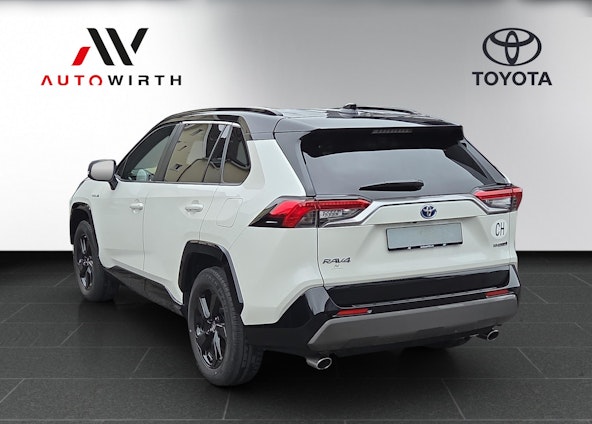 Vehicle image 6 Vehicle image 6