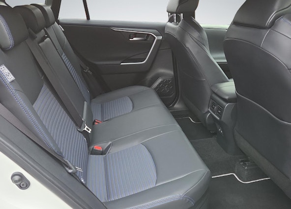 Vehicle image 16 Vehicle image 16