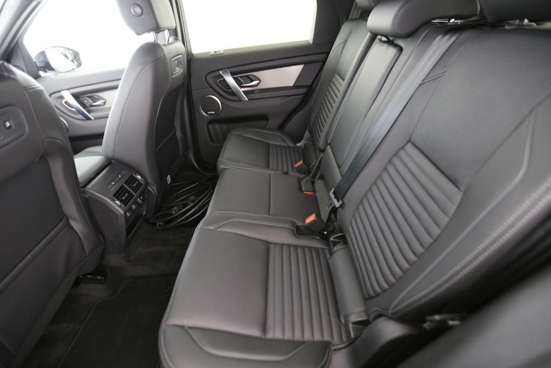 Vehicle image LAND ROVER DISCOVERY SPORT